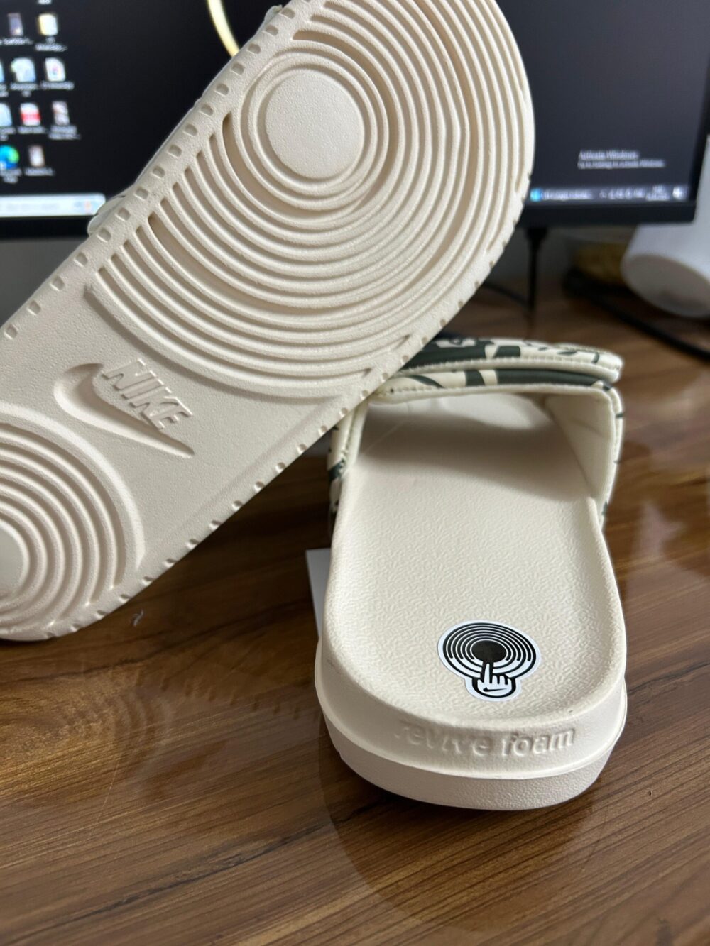 Offcourt Adjust Slide Sandal
